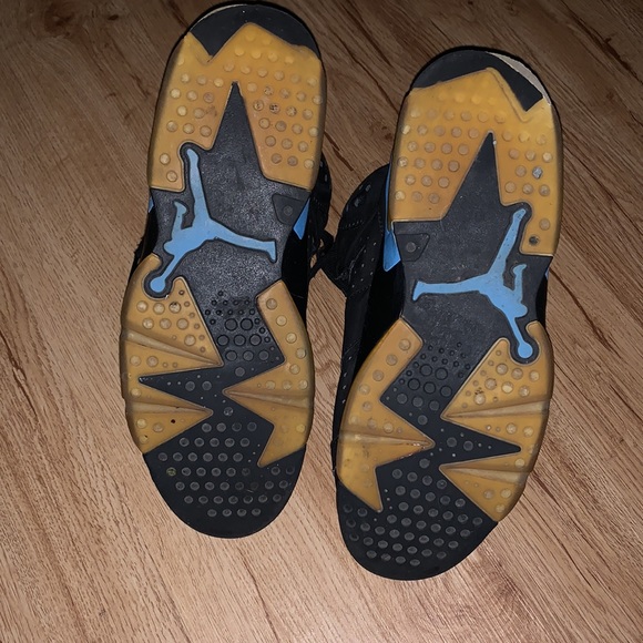 Jordan Retro 6 “UNC” - Picture 3 of 8